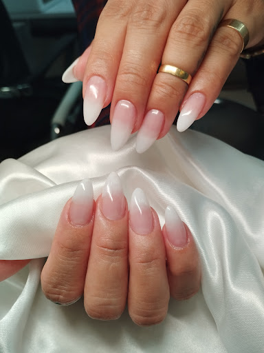 Mara Nails Studio