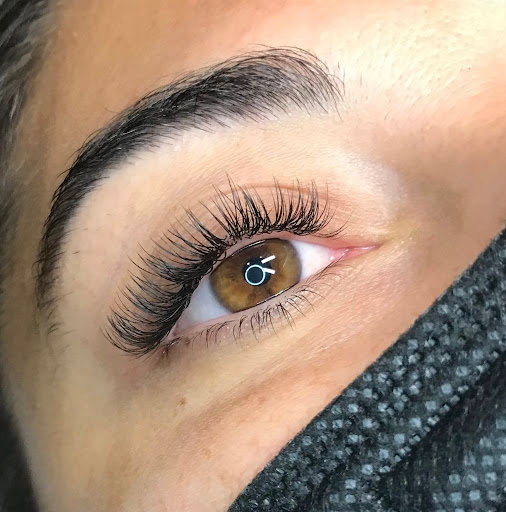 Blush Estética Málaga - Microblading - Micropigmentación - Extensiones de pestañas