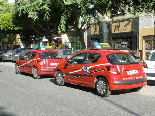 Autoescuelas Echeverría en Málaga