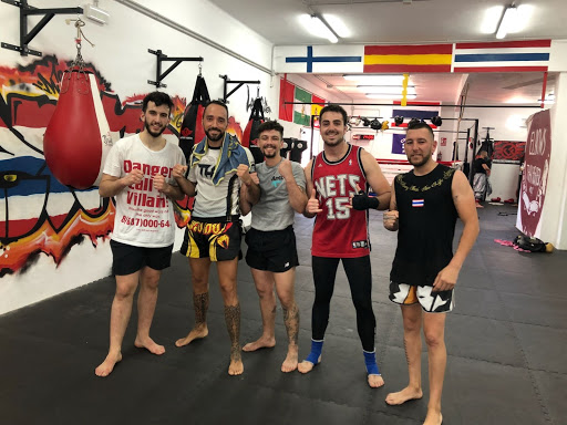 Muay thai school malaga