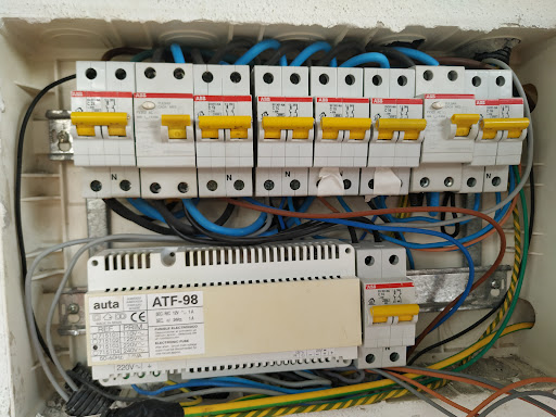 ARR INSTALACIONES ELÉCTRICAS