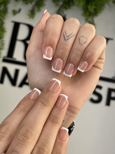 Reve Nails Spa