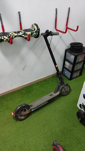 E-Tron Scooter ️ full eléctric ️taller de reparación de patinete