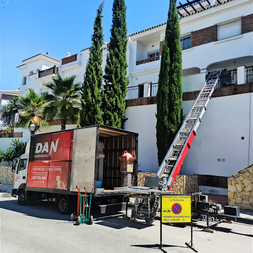 Guardamuebles en Málaga - Dan